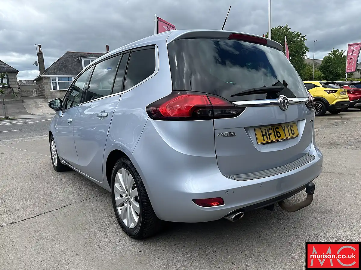 Used 2016 Vauxhall Zafira Tourer Se Silver - Interior and Exterior details 8