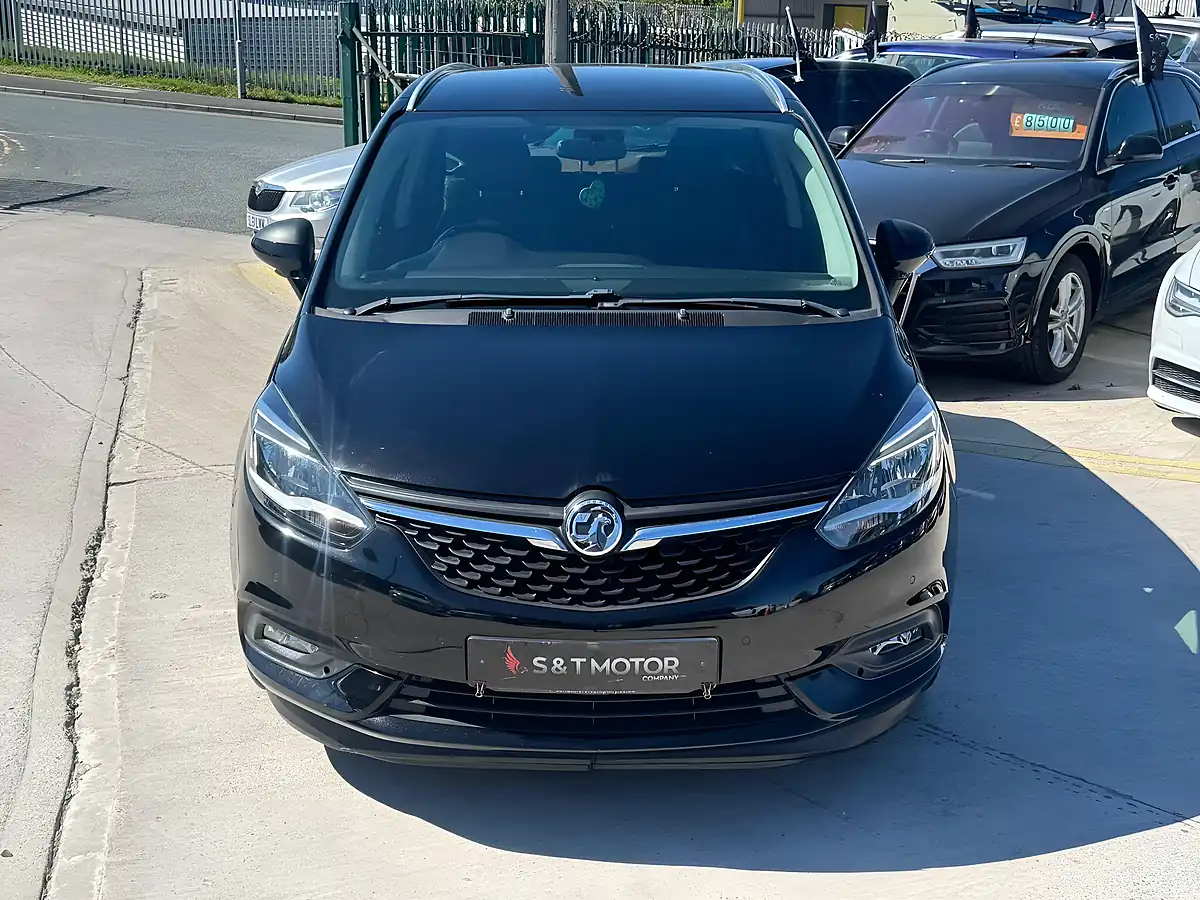 Used 2016 Vauxhall Zafira Tourer Sri Black - Interior and Exterior details 3