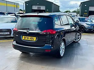 Used 2016 Vauxhall Zafira Tourer Sri Black - Interior and Exterior details 11
