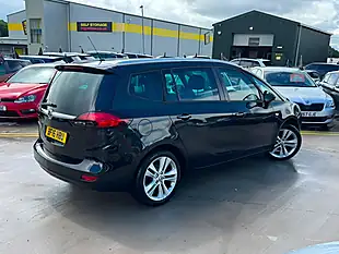Used 2016 Vauxhall Zafira Tourer Sri Black - Interior and Exterior details 12