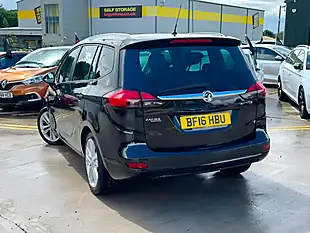 Used 2016 Vauxhall Zafira Tourer Sri Black - Interior and Exterior details 7