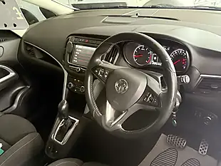 Used 2016 Vauxhall Zafira Tourer Sri Black - Interior and Exterior details 17