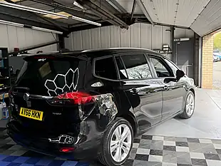 Used 2016 Vauxhall Zafira Tourer Sri Black - Interior and Exterior details 6