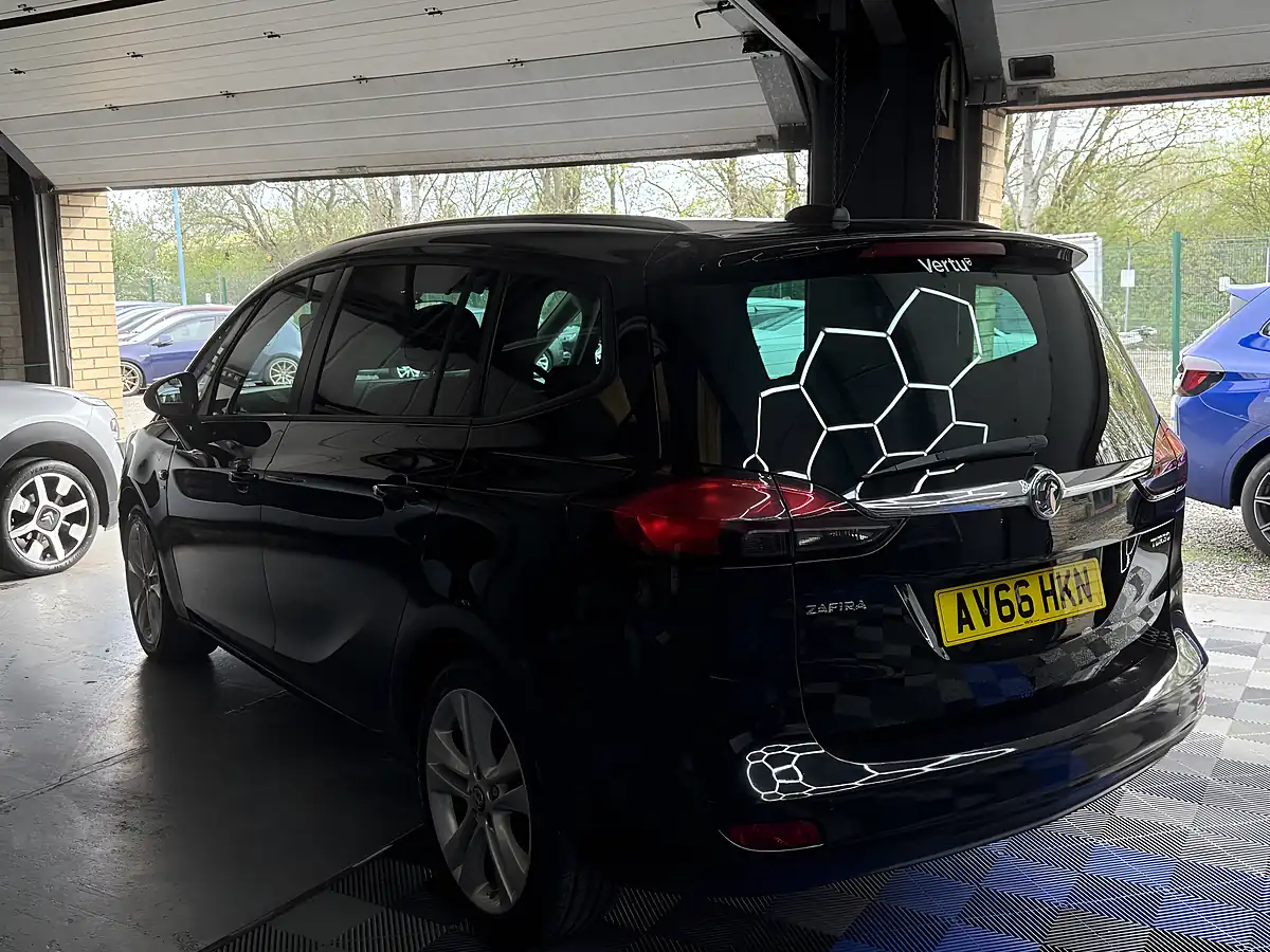 Used 2016 Vauxhall Zafira Tourer Sri Black - Interior and Exterior details 8