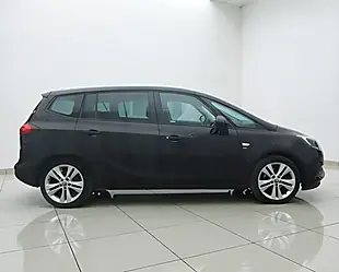 Used 2016 Vauxhall Zafira Tourer Sri Black - Interior and Exterior details 6