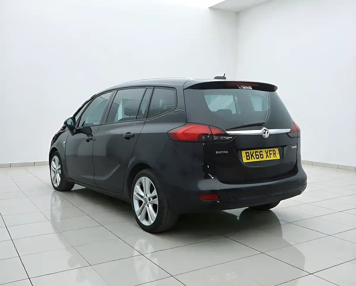 Used 2016 Vauxhall Zafira Tourer Sri Black - Interior and Exterior details 8