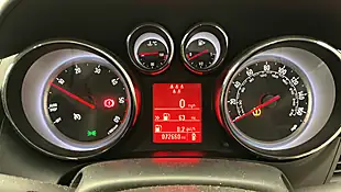 Used 2016 Vauxhall Zafira Tourer Sri Blue - Interior and Exterior details 8