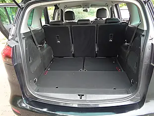 Used 2016 Vauxhall Zafira Tourer Sri Nav Black - Interior and Exterior details 13