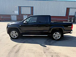 Used 2016 Volkswagen Amarok Highline Black - Interior and Exterior details 4