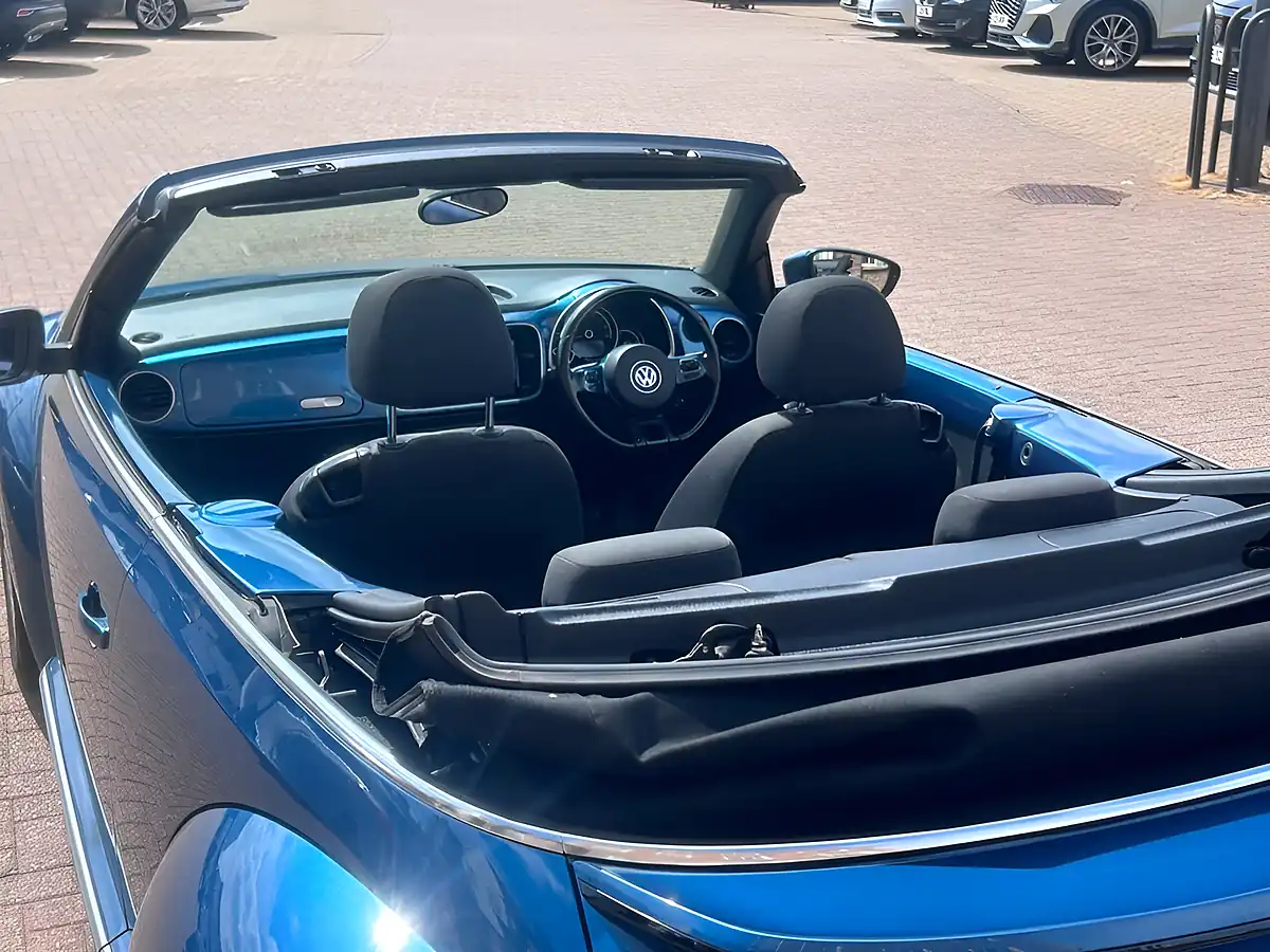 Used 2016 Volkswagen Beetle Design Blue - Interior and Exterior details 12