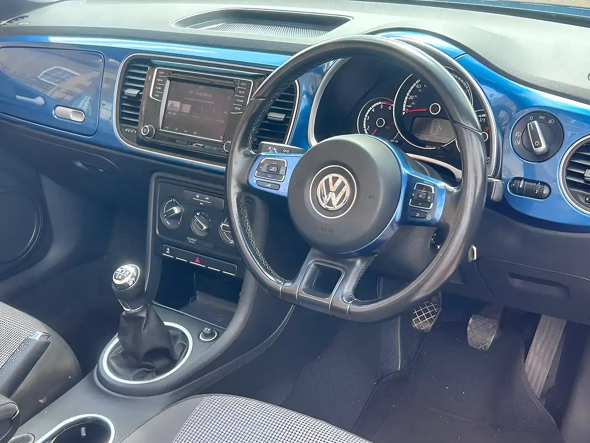 Used 2016 Volkswagen Beetle Design Blue - Interior and Exterior details 15