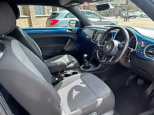 Used 2016 Volkswagen Beetle Design Blue - Interior and Exterior details 20
