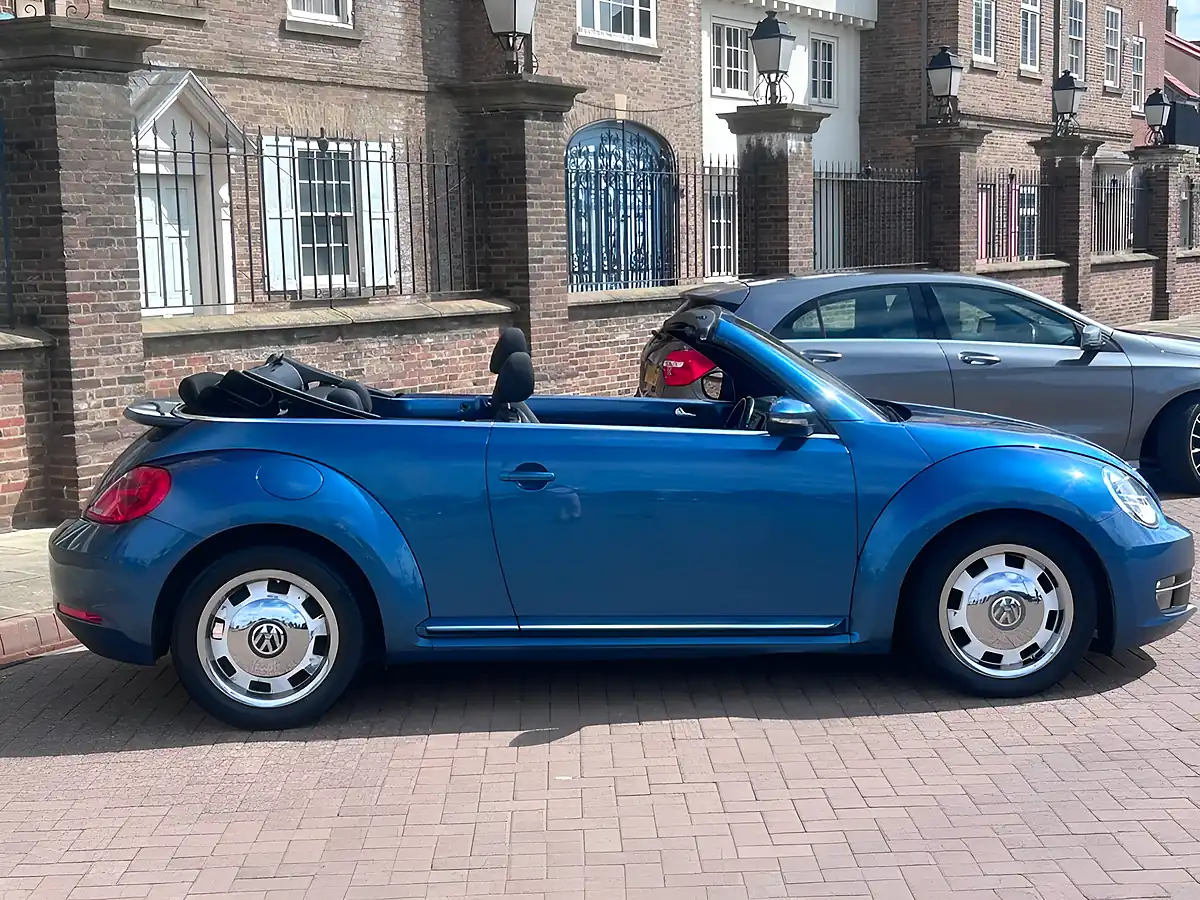 Used 2016 Volkswagen Beetle Design Blue - Interior and Exterior details 3