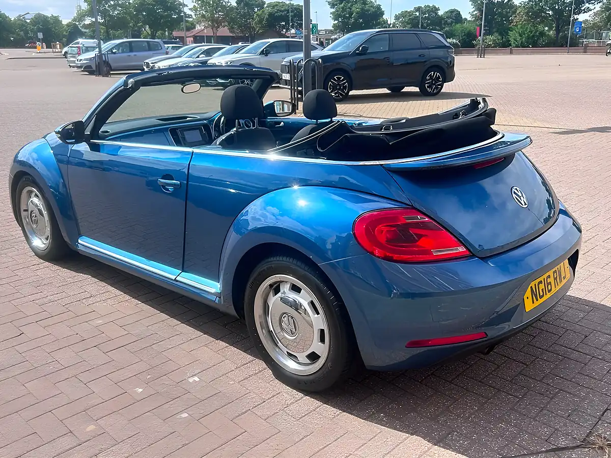 Used 2016 Volkswagen Beetle Design Blue - Interior and Exterior details 6