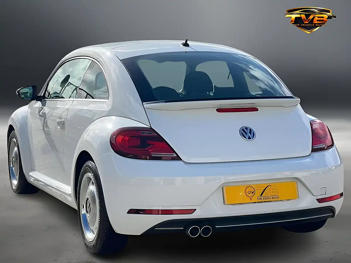 Used 2016 Volkswagen Beetle Design Pure White - Interior and Exterior details 7