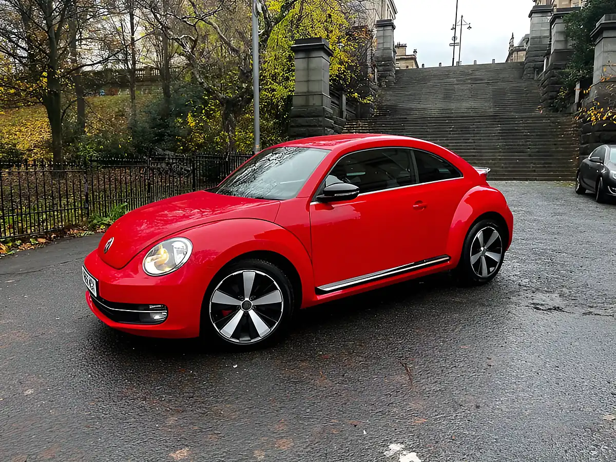 Used 2016 Volkswagen Beetle Sport Red - Interior and Exterior details 18