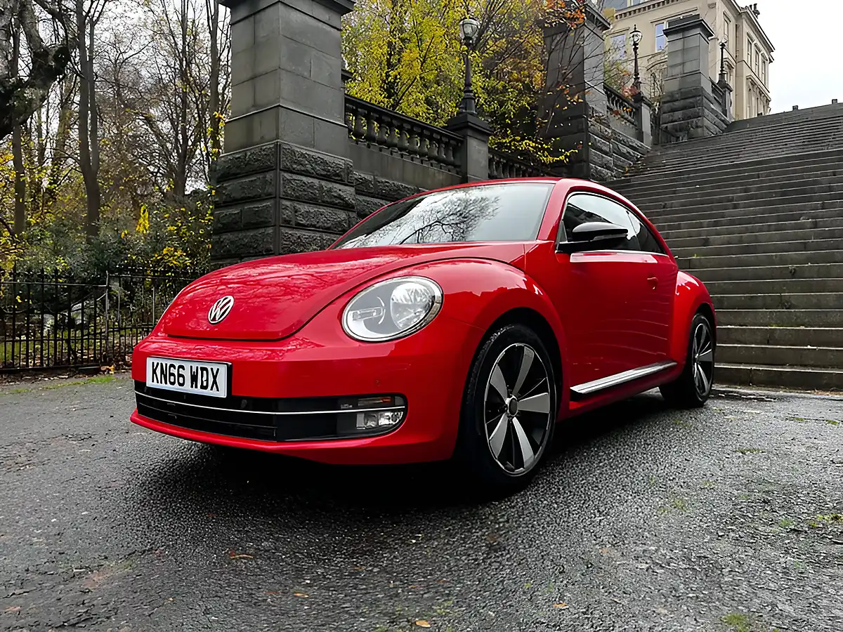 Used 2016 Volkswagen Beetle Sport Red - Interior and Exterior details 20