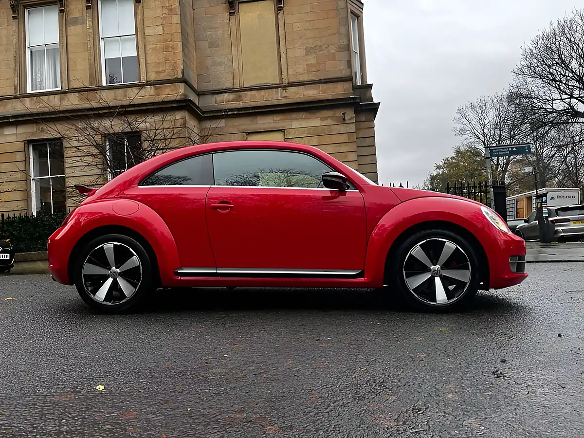 Used 2016 Volkswagen Beetle Sport Red - Interior and Exterior details 6