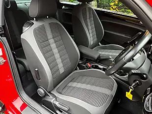 Used 2016 Volkswagen Beetle Sport Red - Interior and Exterior details 9