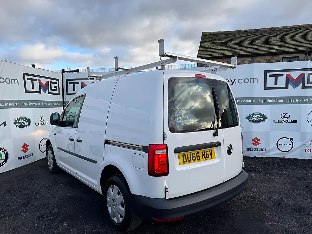 Used 2016 Volkswagen Caddy C20 Startline White - Interior and Exterior details 14