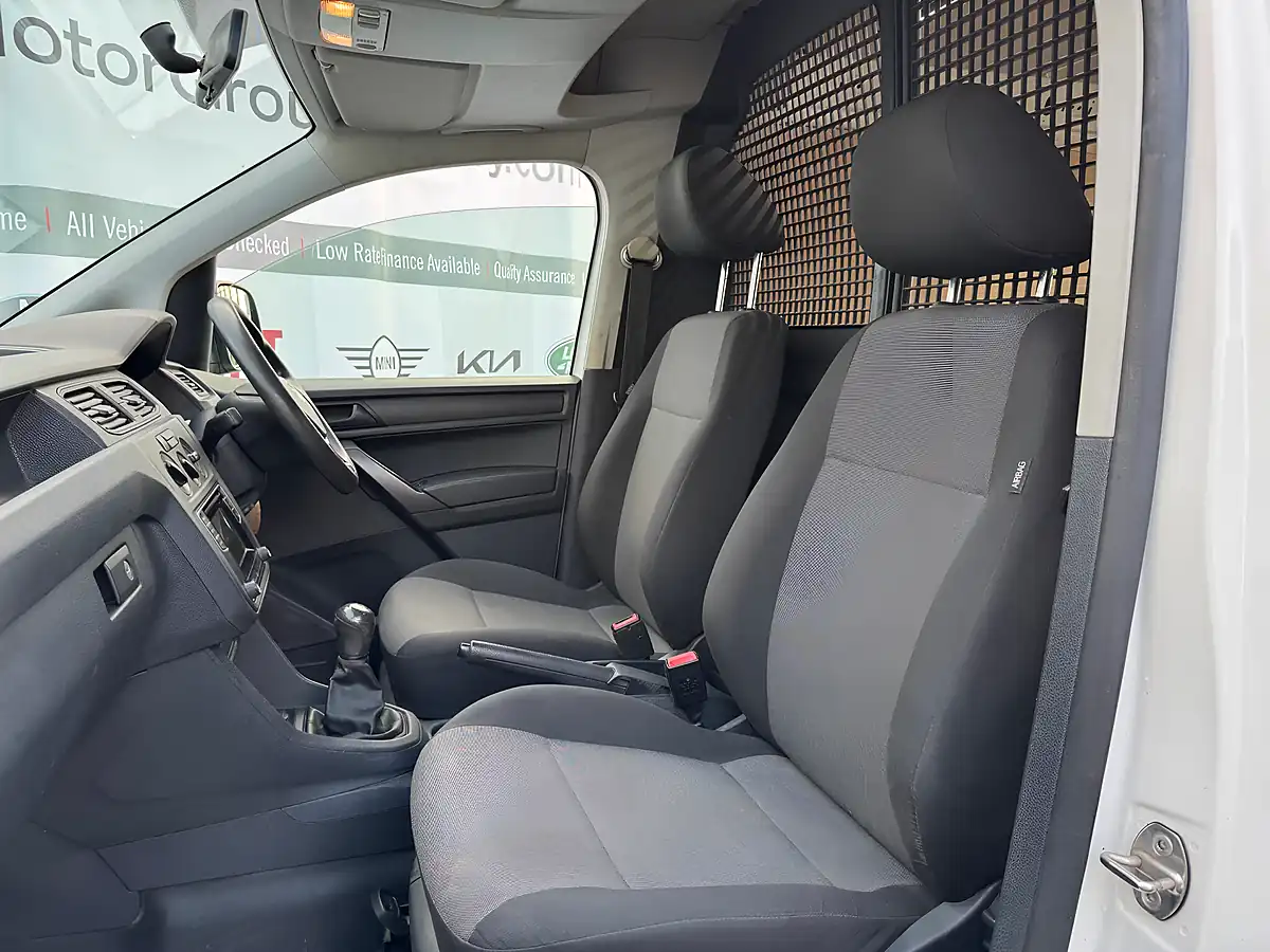 Used 2016 Volkswagen Caddy C20 Startline White - Interior and Exterior details 20