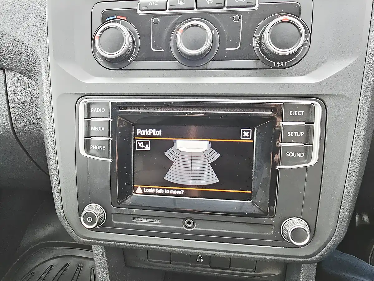 Used 2016 Volkswagen Caddy Highline Black - Interior and Exterior details 10