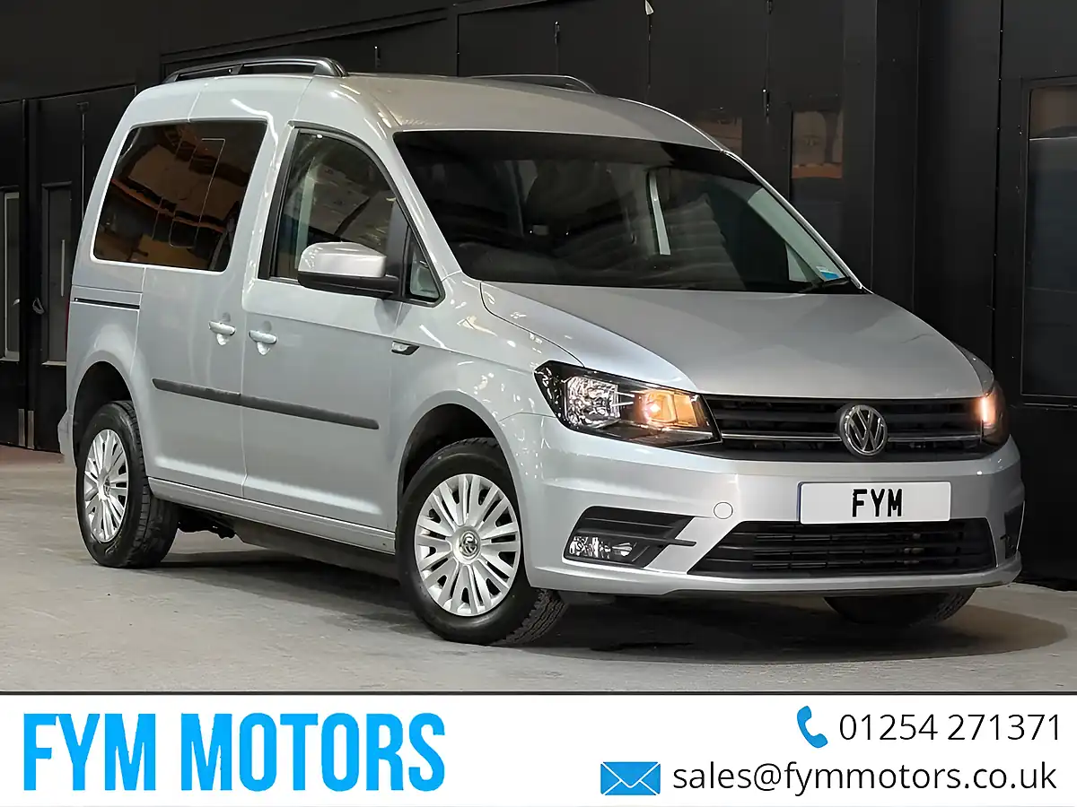 Used 2016 Volkswagen Caddy Life Bluemotion Tech Silver - Front View