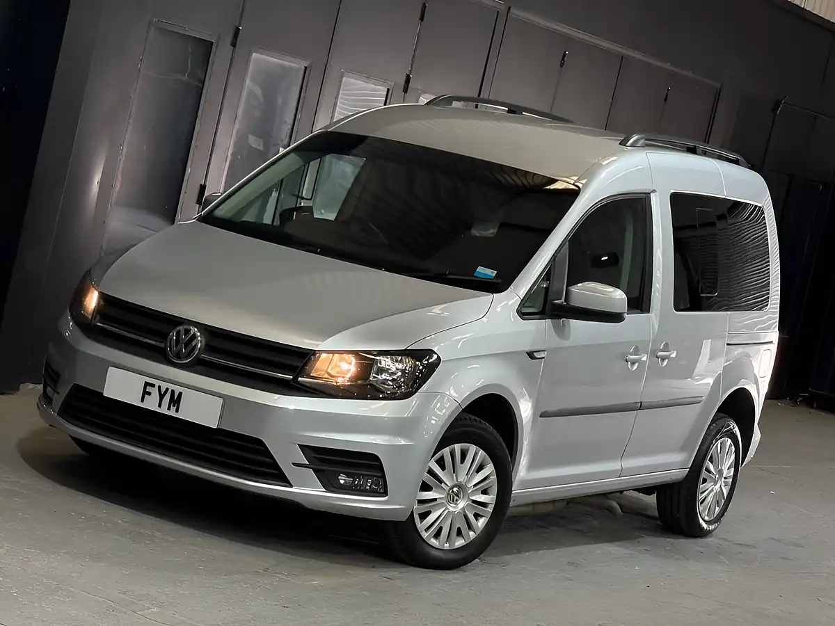 Used 2016 Volkswagen Caddy Life Bluemotion Tech Silver - Interior and Exterior details 18