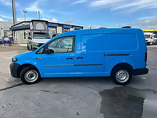 Used 2016 Volkswagen Caddy Maxi C20 Bluemotion Tech Startline Blue - Interior and Exterior details 8
