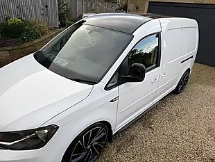 Used 2016 Volkswagen Caddy Maxi Highline White - Interior and Exterior details 10