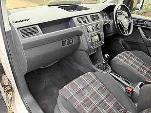 Used 2016 Volkswagen Caddy Maxi Highline White - Interior and Exterior details 11