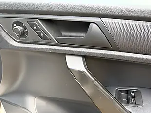 Used 2016 Volkswagen Caddy Maxi Highline White - Interior and Exterior details 16
