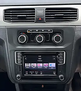 Used 2016 Volkswagen Caddy Maxi Life Silver - Interior and Exterior details 16