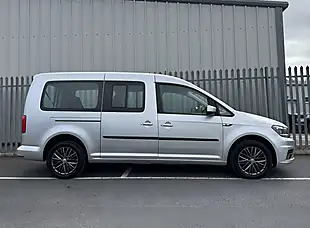 Used 2016 Volkswagen Caddy Maxi Life Silver - Interior and Exterior details 7