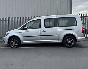 Used 2016 Volkswagen Caddy Maxi Life Silver - Interior and Exterior details 8