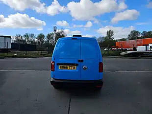 Used 2016 Volkswagen Caddy Maxi Startline Blue - Interior and Exterior details 7