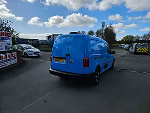 Used 2016 Volkswagen Caddy Maxi Startline Blue - Interior and Exterior details 8
