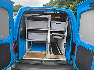 Used 2016 Volkswagen Caddy Maxi Startline Blue - Interior and Exterior details 10