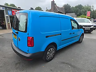 Used 2016 Volkswagen Caddy Maxi Startline Blue - Interior and Exterior details 12