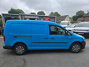 Used 2016 Volkswagen Caddy Maxi Startline Blue - Interior and Exterior details 13