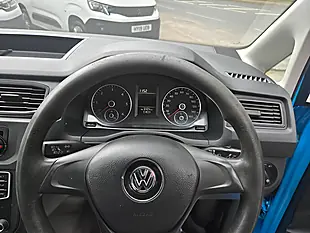 Used 2016 Volkswagen Caddy Maxi Startline Blue - Interior and Exterior details 16