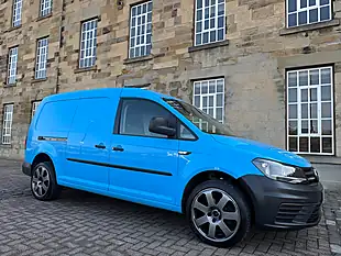 Used 2016 Volkswagen Caddy Maxi Startline Blue - Interior and Exterior details 11