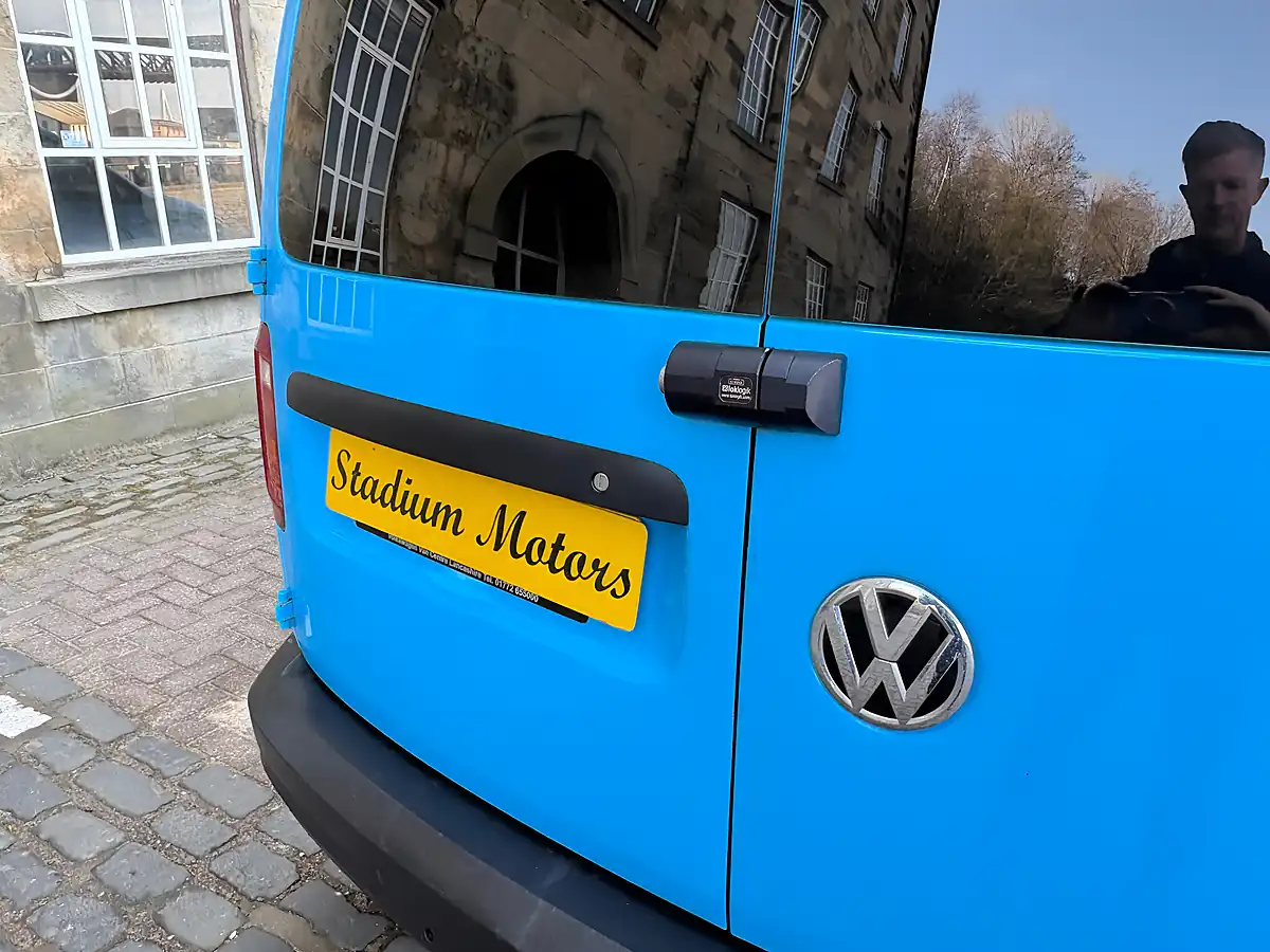 Used 2016 Volkswagen Caddy Maxi Startline Blue - Interior and Exterior details 18