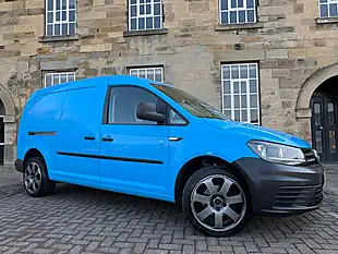 Used 2016 Volkswagen Caddy Maxi Startline Blue - Interior and Exterior details 8