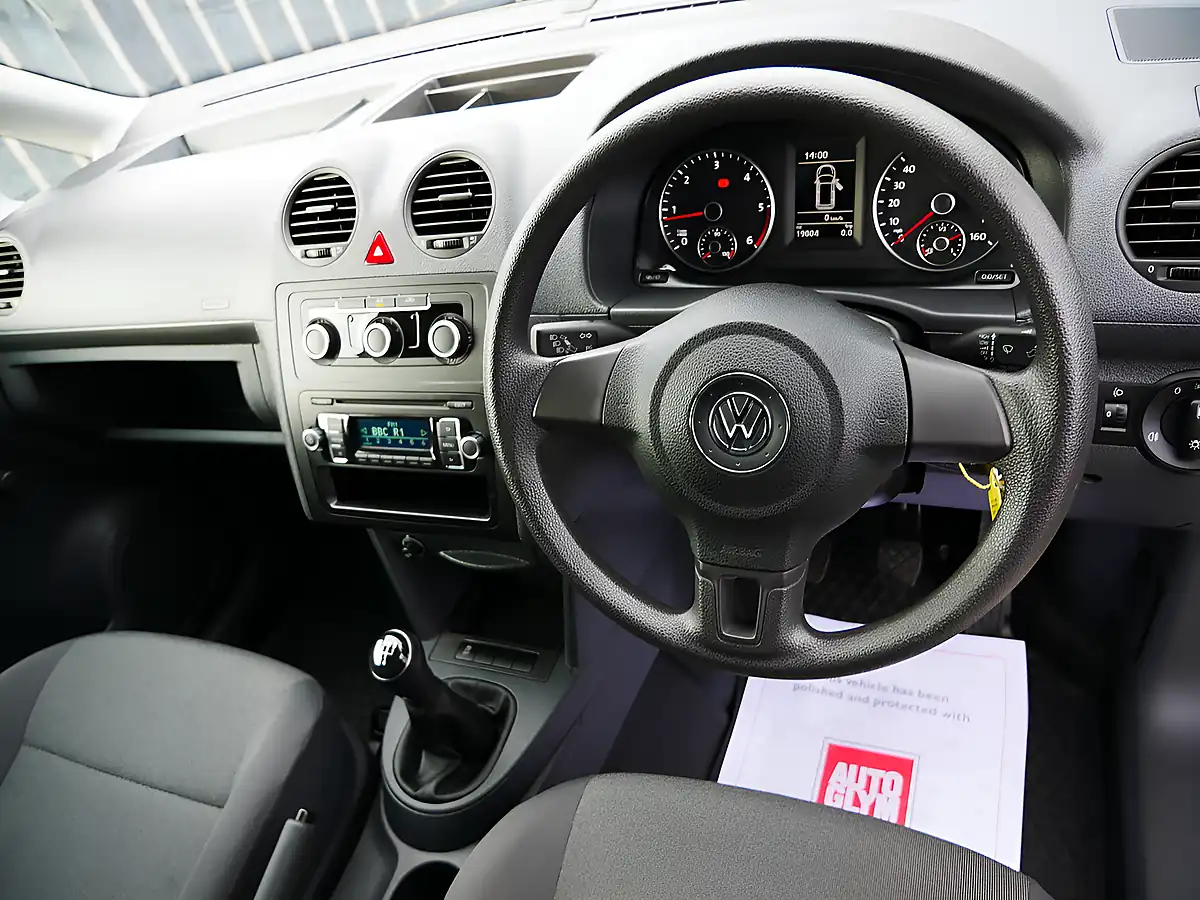 Used 2016 Volkswagen Caddy Startline White - Interior and Exterior details 10