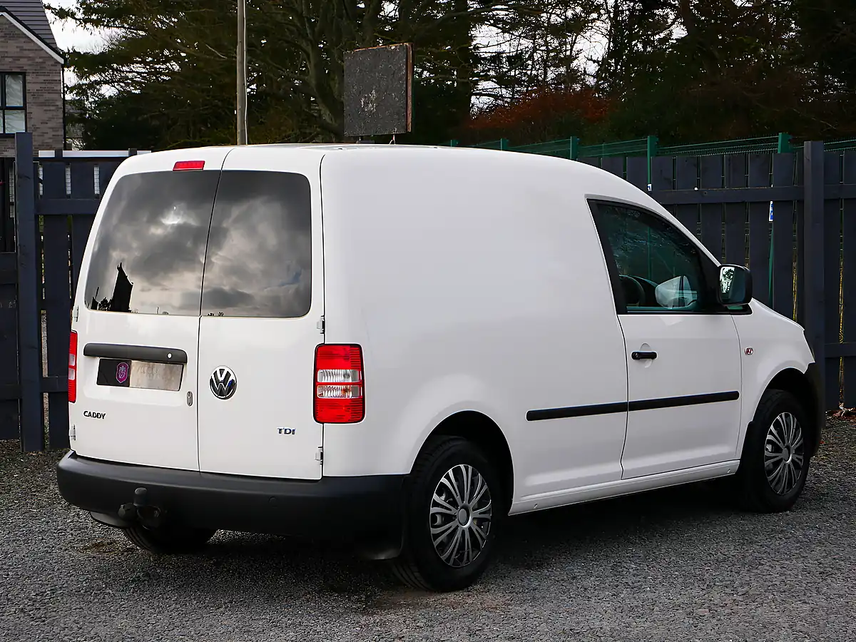 Used 2016 Volkswagen Caddy Startline White - Interior and Exterior details 9