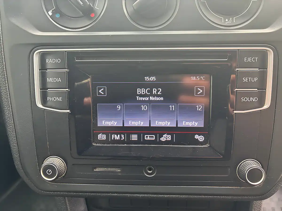 Used 2016 Volkswagen Caddy Trendline White - Interior and Exterior details 13