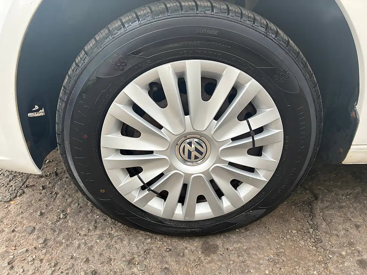 Used 2016 Volkswagen Caddy Trendline White - Interior and Exterior details 17