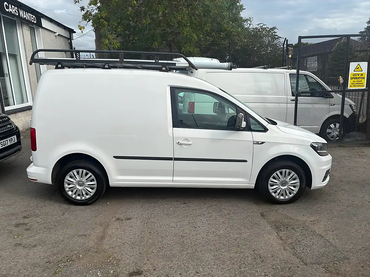 Used 2016 Volkswagen Caddy Trendline White - Interior and Exterior details 2