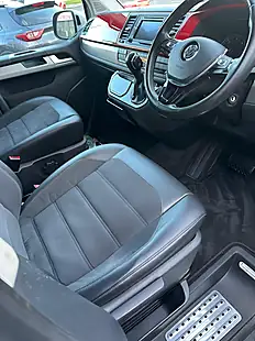 Used 2016 Volkswagen Caravelle Generation Six Red - Interior and Exterior details 10